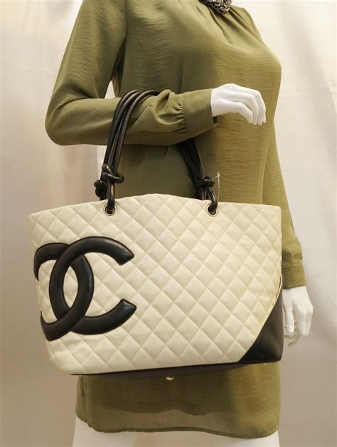 chanel bags white color